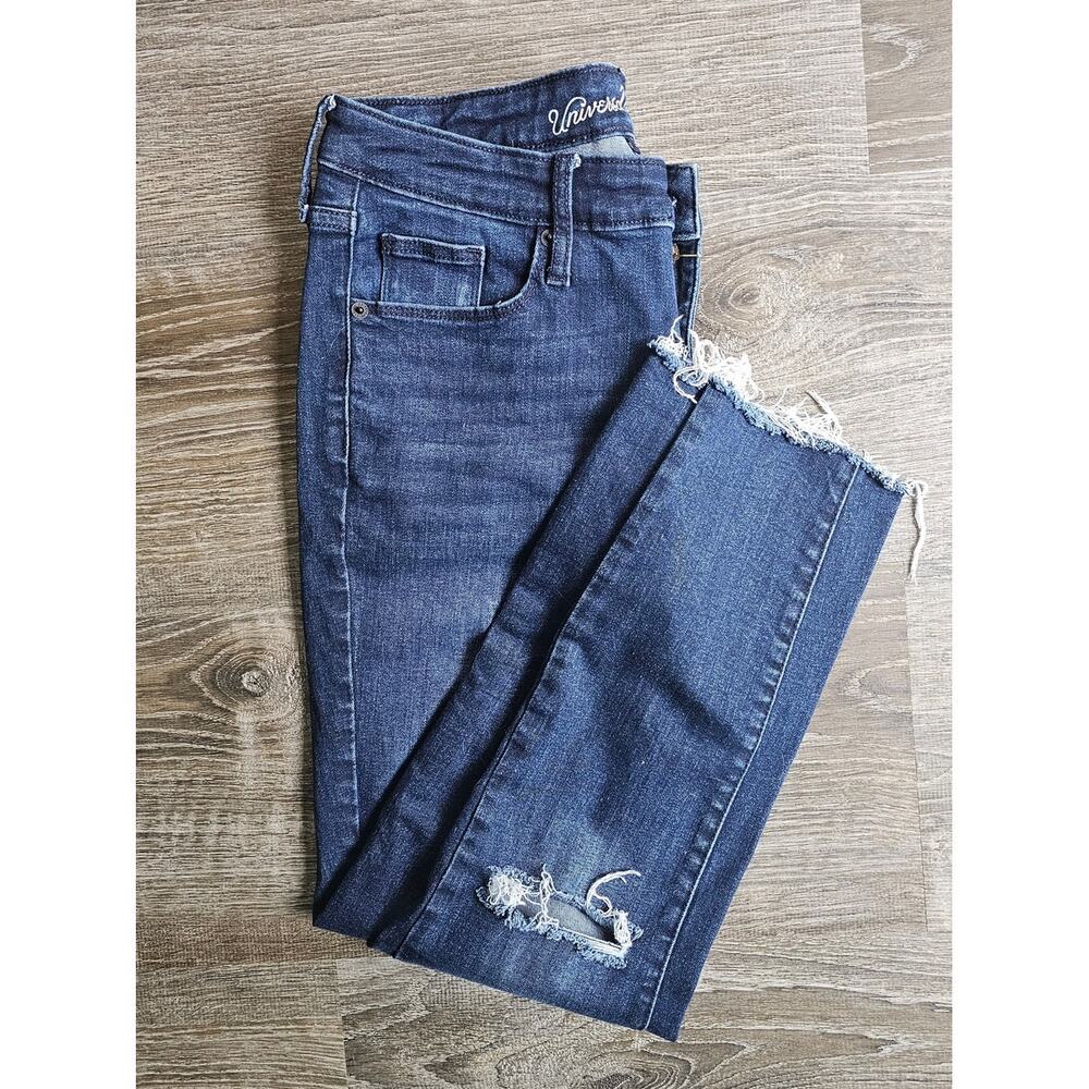 Universal Thread Mid-Rise Skinny Jeans Women's Size 6 / 28R Blue Denim
